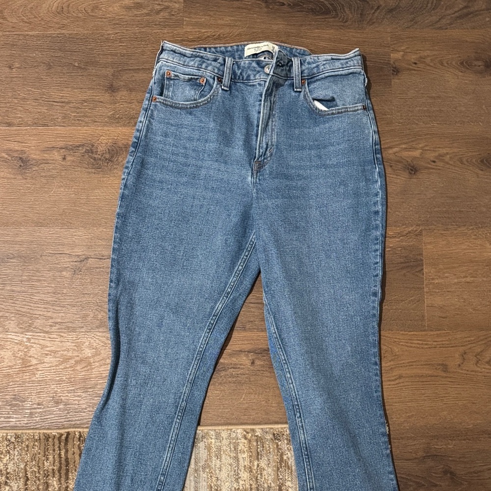 Abercrombie & Fitch Women's Skinny Jeans in Blue